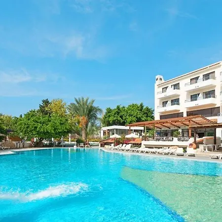Appartement 2 Bedroom Townhouse, Close To Harbour, Use Of Onsite Facilities